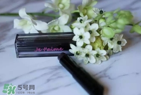 紀(jì)梵希我愛(ài)你口紅多少錢？紀(jì)梵希情人節(jié)我愛(ài)你刻字口紅價(jià)格