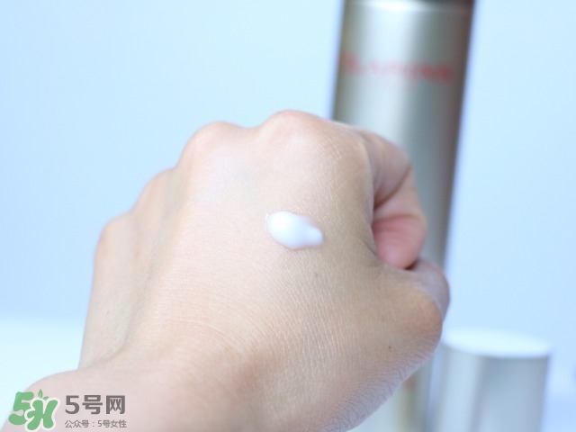 嬌韻詩v臉精華使用順序_嬌韻詩v臉精華適合人群 嬌韻詩v臉精華使用順序_嬌韻詩v臉精華適合人群