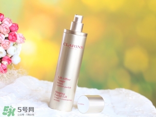 嬌韻詩v臉精華使用順序_嬌韻詩v臉精華適合人群 嬌韻詩v臉精華使用順序_嬌韻詩v臉精華適合人群