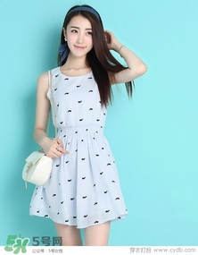 3月份去三亞穿什么？三月份去三亞穿什么衣服？