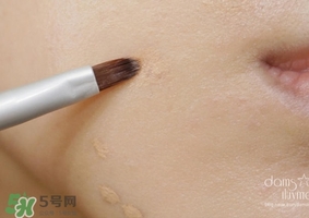 遮瑕液怎么用？遮瑕液使用方法