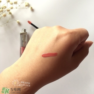 迪奧豆沙色口紅是什么色號(hào)？dior迪奧豆沙色口紅試色