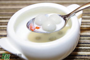 湯圓為什么會(huì)變紅？湯圓變紅有毒嗎？