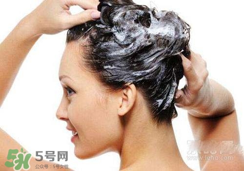 染發(fā)前可以洗頭嗎？染發(fā)前洗頭好還是不洗頭好？