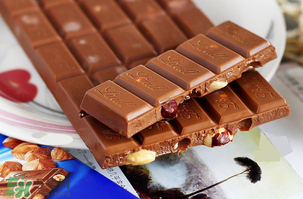 瑞士蓮巧克力是lindt還是lindor？瑞士蓮巧克力有幾種口味？