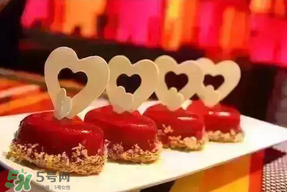 情人節(jié)晚餐吃什么？情人節(jié)晚餐在哪里吃合適？