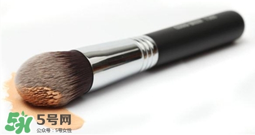 粉底刷什么牌子好？好用的粉底刷推薦