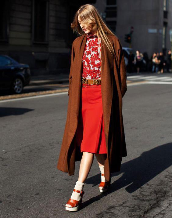 極光紅是什么顏色？極光紅口紅試色