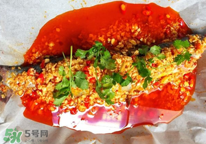 紙包魚用的什么紙？做紙包魚的紙什么紙？