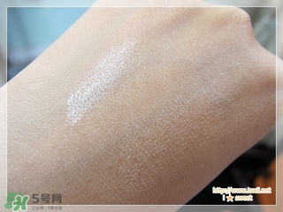 貝玲妃高光棒怎么用？貝玲妃高光棒使用方法