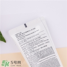 菲詩小鋪隔離霜綠色和紫色的區(qū)別 菲詩小鋪隔離霜綠色和紫色的區(qū)別