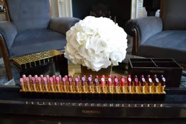 tom ford和迪奧哪個好？tom ford口紅和dior口紅哪個好？