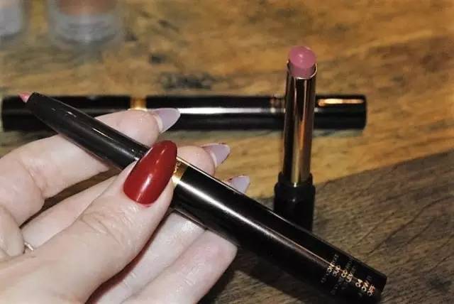 tom ford和迪奧哪個好？tom ford口紅和dior口紅哪個好？