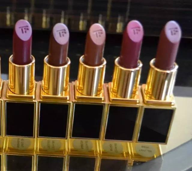 tom ford和迪奧哪個好？tom ford口紅和dior口紅哪個好？