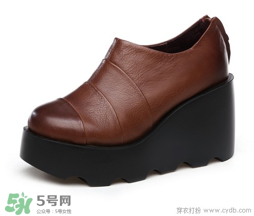 3月份穿什么鞋子？三月份穿什么鞋？
