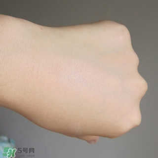 canmake花瓣高光怎么用？canmake花瓣雕刻高光使用方法