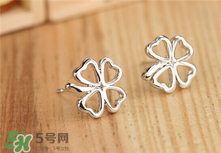 耳釘后面的鐵塞怎么取?耳釘后面的塞子取不掉怎么辦? 耳釘后面的鐵塞怎么取?耳釘后面的塞子取不掉怎么辦?