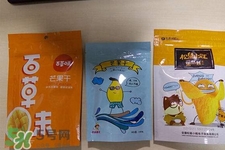 百草味和良品鋪?zhàn)幽膫€(gè)好？百草味和良品鋪?zhàn)訉?duì)比