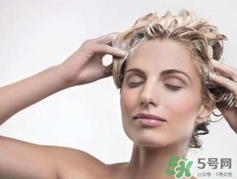 洗頭用冷水好還是熱水好?洗頭用熱水還是冷水好? 洗頭用冷水好還是熱水好?洗頭用熱水還是冷水好?