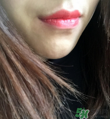 紀梵希小羊皮是啞光嗎？紀梵希小羊皮干不干？