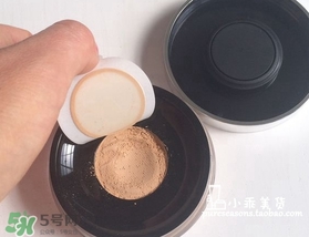 bareminerals礦物粉底怎么用？bareminerals貝茗礦物粉底使用方法