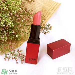 煙熏玫瑰色適合什么膚色？煙熏玫瑰色口紅適合黃皮嗎？