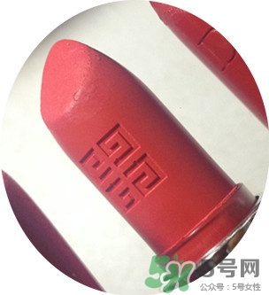 紀梵希小羊皮是啞光嗎？紀梵希小羊皮干不干？