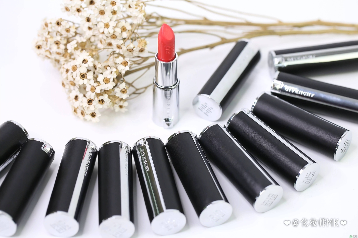 紀(jì)梵希小羊皮是真皮嗎？紀(jì)梵希小羊皮是羊皮嗎？