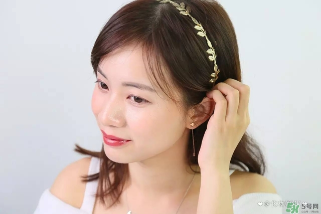 紀(jì)梵希小羊皮是真皮嗎？紀(jì)梵希小羊皮是羊皮嗎？