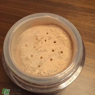 bareminerals什么值得買？bareminerals貝茗明星產(chǎn)品