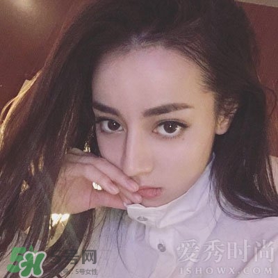 煙熏玫瑰色適合什么膚色？煙熏玫瑰色口紅適合黃皮嗎？