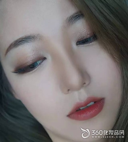 干玫瑰色適合什么膚色？干玫瑰色口紅適合黃皮嗎？