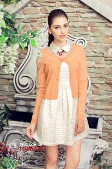 4月份穿什么衣服？四月份穿衣搭配