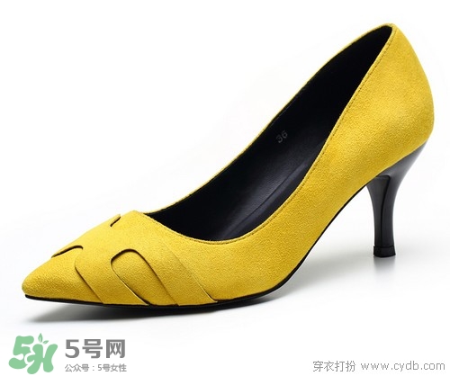4月份穿什么鞋子？四月份鞋子搭配