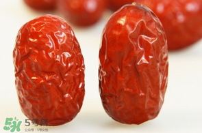 紅棗有點(diǎn)苦怎么回事？紅棗發(fā)苦還能吃嗎？