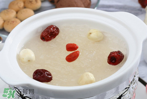 為什么煮紅棗會(huì)有白沫？紅棗煮出來(lái)上面一層白沬是什么？
