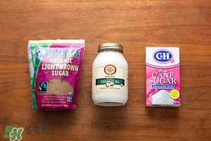 唇部磨砂膏多久用一次？唇部磨砂膏可以天天用嗎？