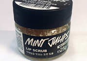 lush唇部磨砂膏怎么用？lush唇部磨砂膏使用方法