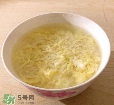 酒釀蛋真能豐胸嗎？酒釀蛋怎么吃豐胸？