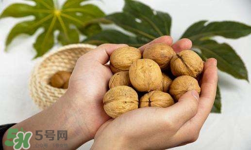 核桃酒孕婦能吃嗎？核桃酒下奶嗎？