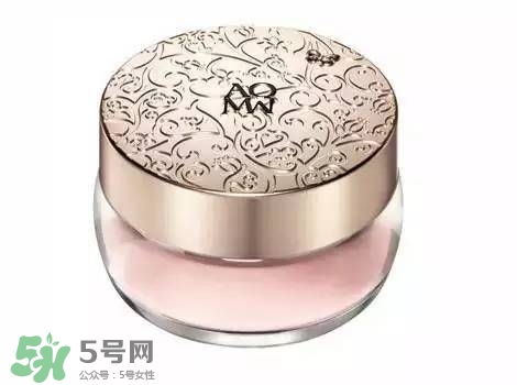 粉底液卡粉怎么辦？粉底液卡粉怎么補救？