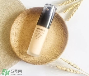 粉底液卡粉怎么辦？粉底液卡粉怎么補救？