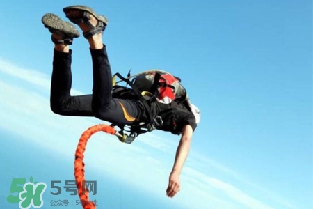 蹦極有體重限制嗎？蹦極對(duì)體重有要求嗎？