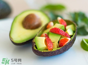 牛油果發(fā)苦是怎么回事？牛油果發(fā)苦可以吃嗎？