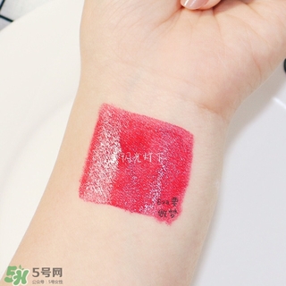蜜桃色口紅是什么顏色？蜜桃色口紅試色