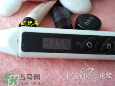 蘭蔻和紀(jì)梵希哪個(gè)好？蘭蔻和紀(jì)梵?？诩t哪個(gè)好？