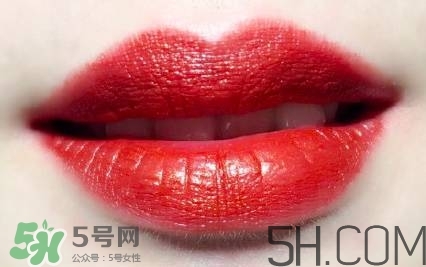 蘭蔻和雅詩(shī)蘭黛口紅哪個(gè)好？雅詩(shī)蘭黛和蘭蔻口紅對(duì)比