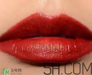 蘭蔻和雅詩(shī)蘭黛口紅哪個(gè)好？雅詩(shī)蘭黛和蘭蔻口紅對(duì)比