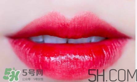 蘭蔻和雅詩(shī)蘭黛口紅哪個(gè)好？雅詩(shī)蘭黛和蘭蔻口紅對(duì)比