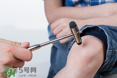 骨質(zhì)疏松要補(bǔ)鈣嗎？骨質(zhì)疏松補(bǔ)什么好？